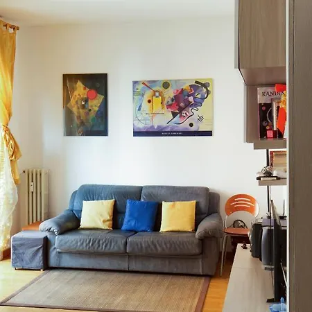 Altido 1bed Cosy Flat In Calvairate Lägenhet